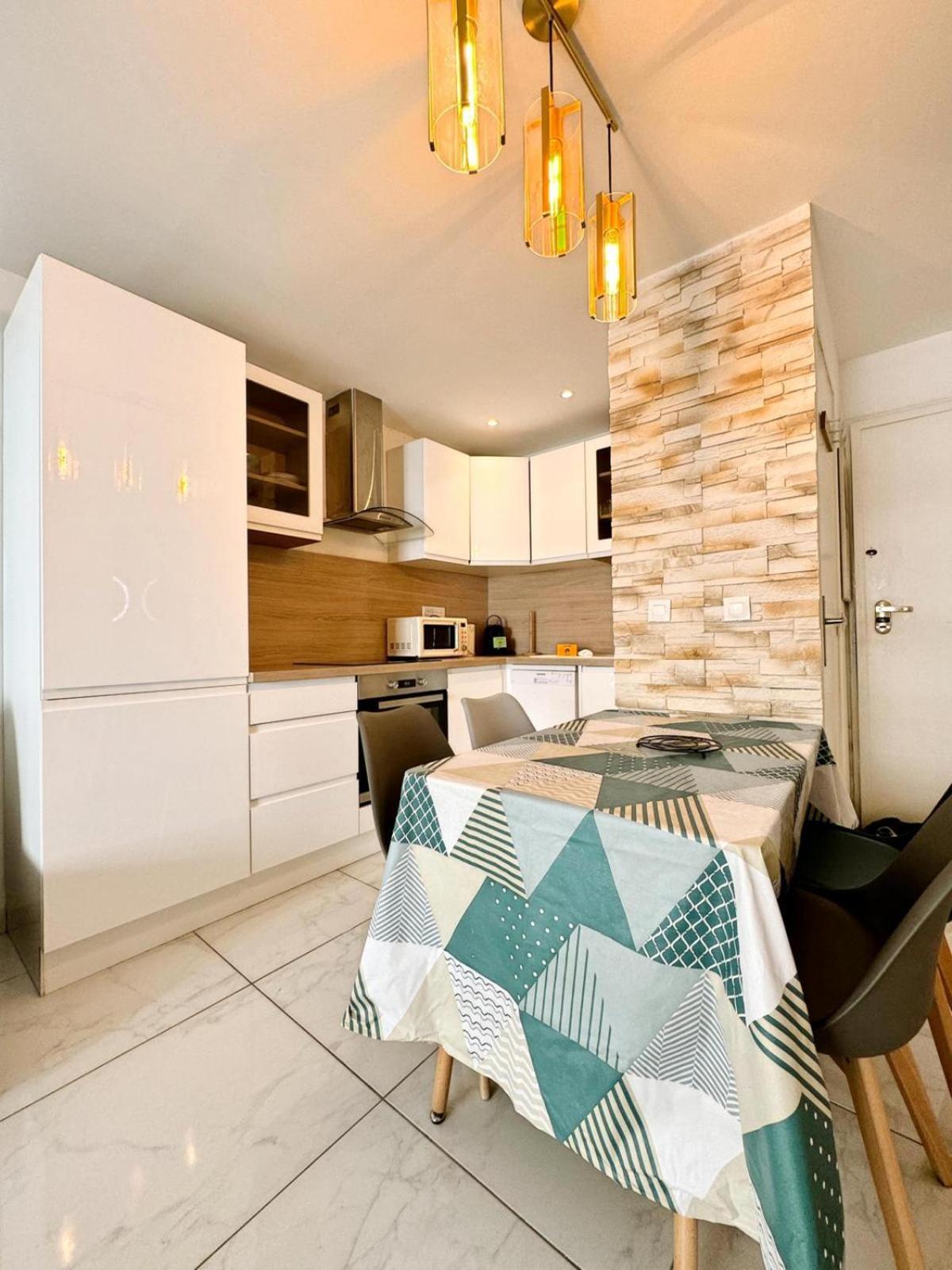 Villa D'Este - Apt 4 Prs - Clim - 300M Plage - Piscine-Parking En Option 胡安莱潘 外观 照片